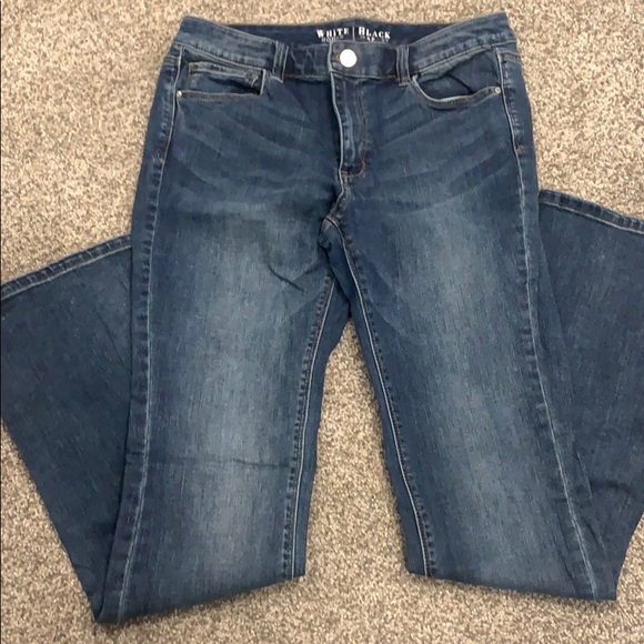 White House Black Market Denim - 🌷WHBM boot cut jeans